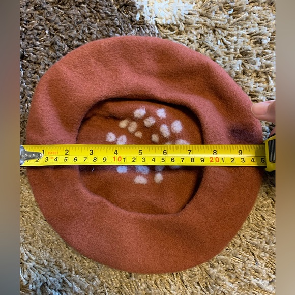 Deer shape 100% Wool Beret women/children - Picture 4 of 4